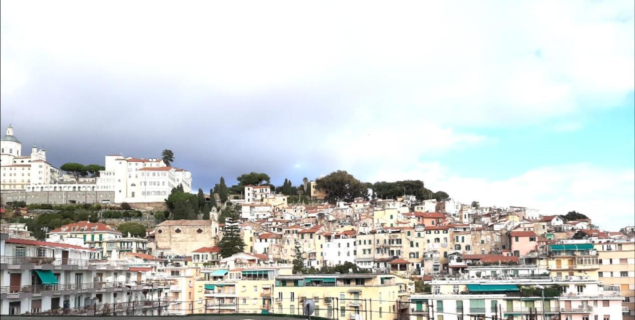 Hotel Riviera Sanremo Exterior photo